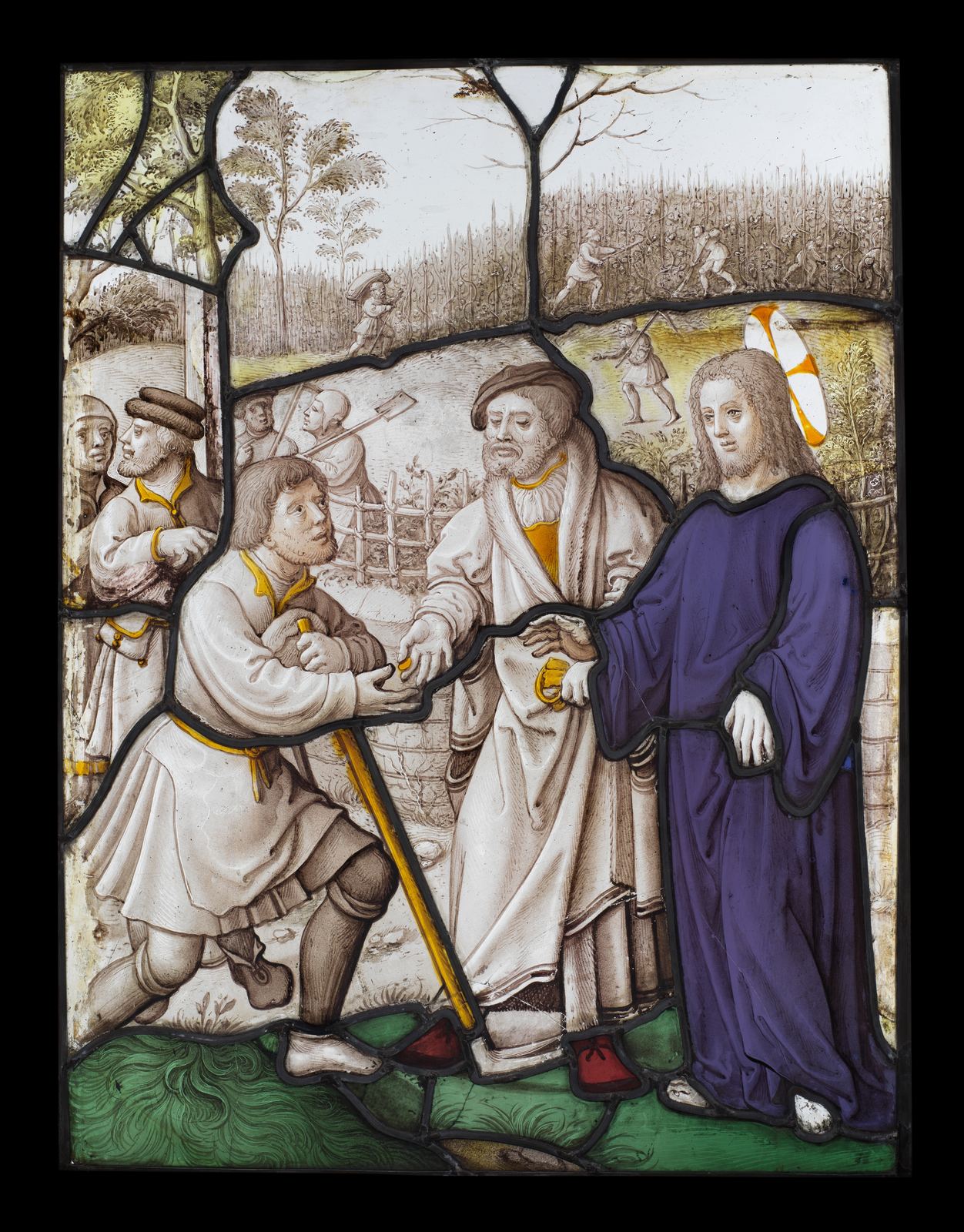 Vitral colorido: um trabalhador de branco recebe uma moeda da mão do patrão barbudo, enquanto Cristo, de manto azul, observa à direita; ao fundo, a vinha e outros trabalhadores.